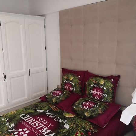 Apartament De Lux White&Red Suceava Eksteriør bilde